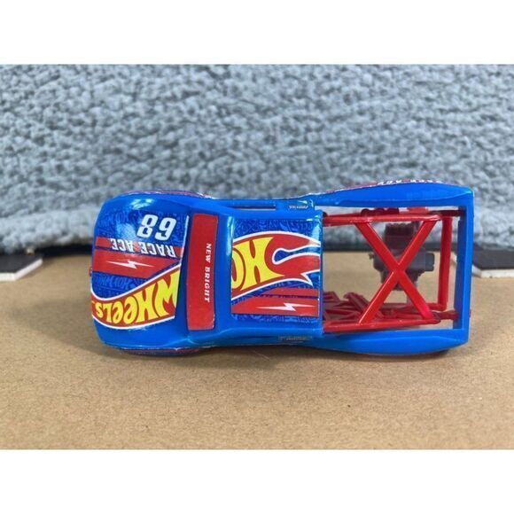 New Bright Monster Truck‎ Hot Wheels Covers Lot Kids Toy Trucks Ramp Blue Red - Picture 7 of 14